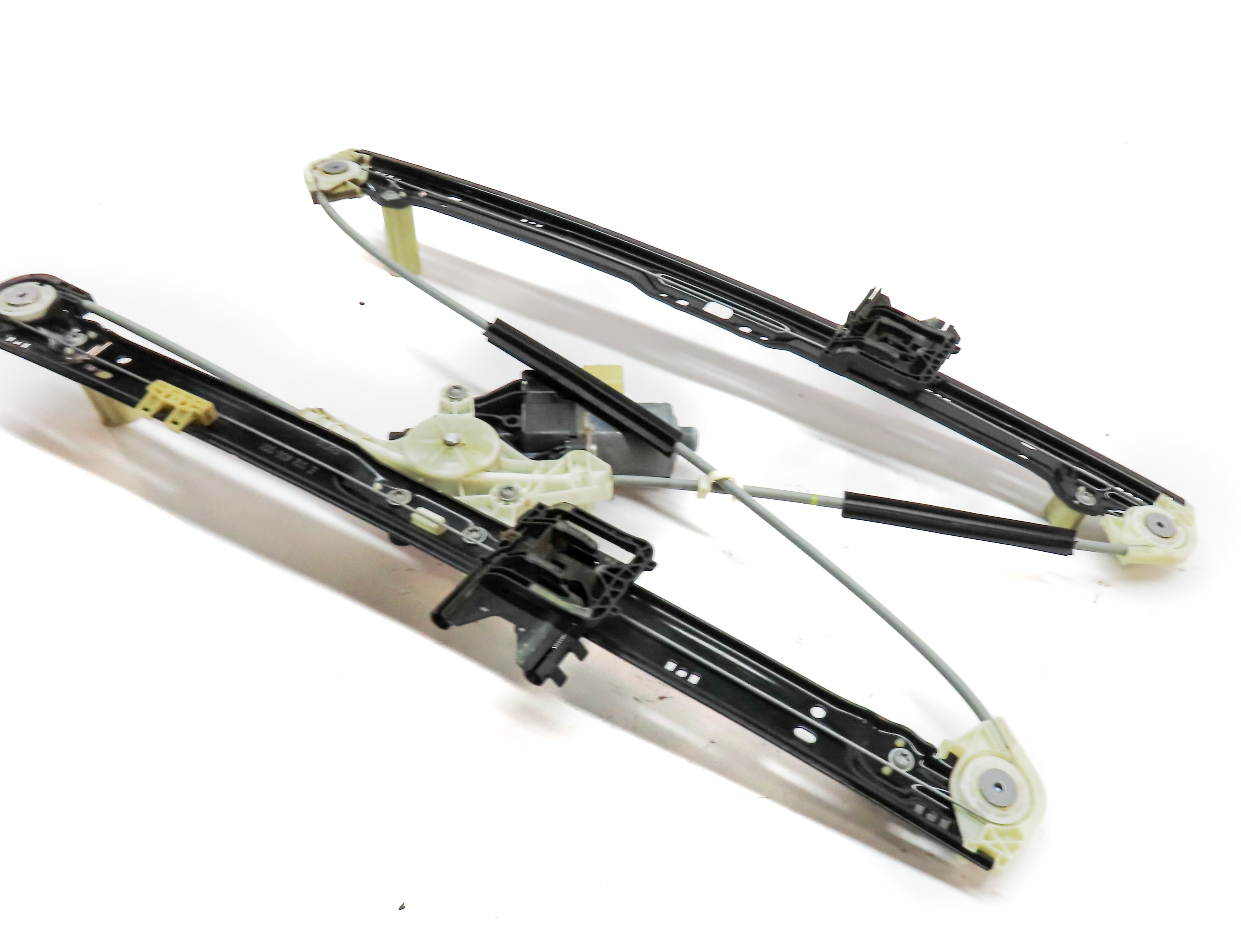 2014-2020 RANGE ROVER SPORT (L494) REAR RIGHT DOOR WINDOW REGULATOR w/ MOTOR — exact item pictured